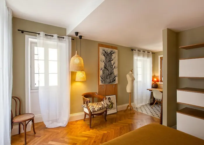 Le Saint-jean Apartmán *